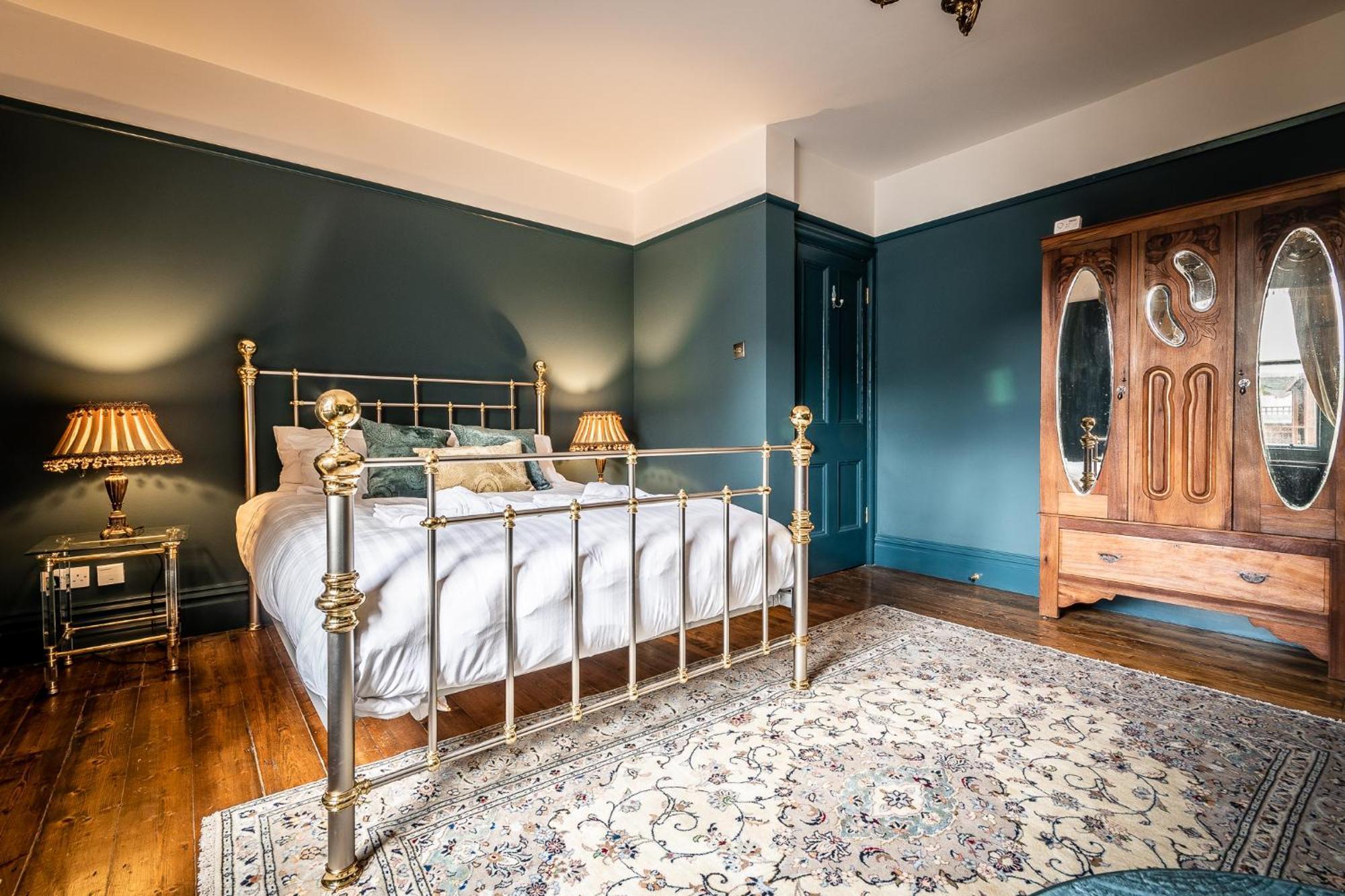 Blue Bliss - Sumptuous, Period Apartment Chagford Exterior photo
